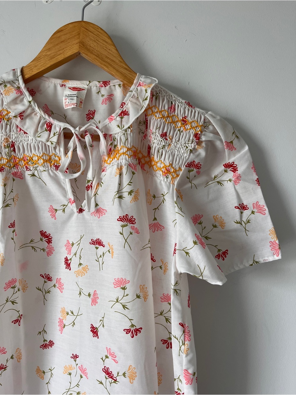 Georgie Girl Floral Nightie | Sz M | Smocked | Cottagecore